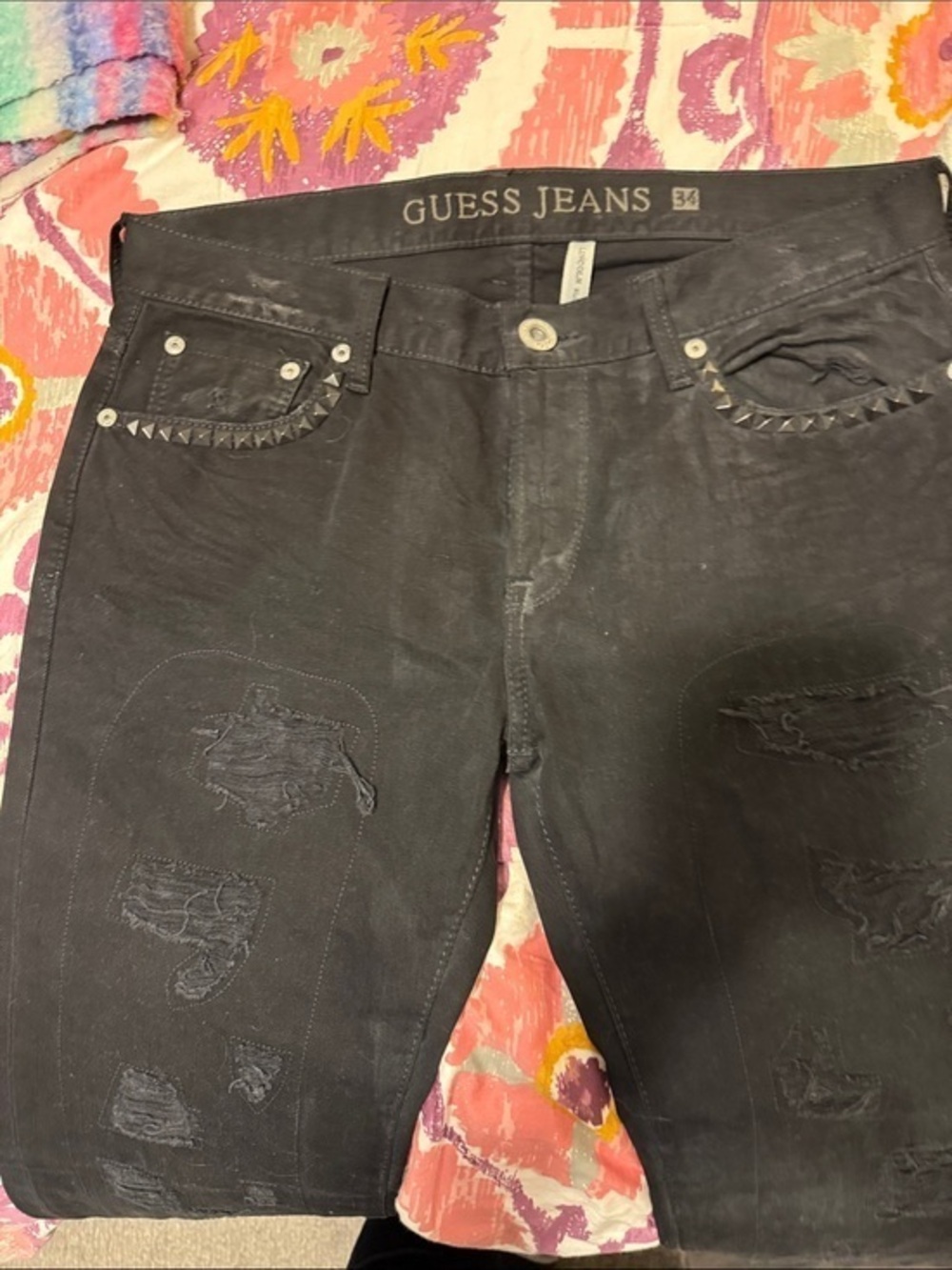 GUESS Lincoln Slim Straight Black Distressed Studded Jeans 34x32